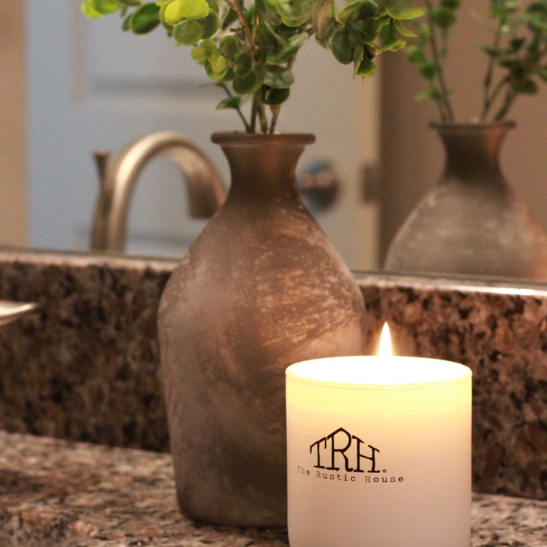 Red Currant | White Soy Candle + Gift Box | 8oz.