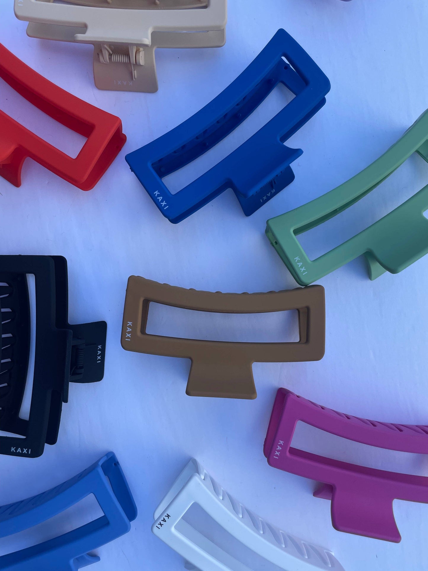 JUMBO RECTANGLE CLAWS (plastic)
