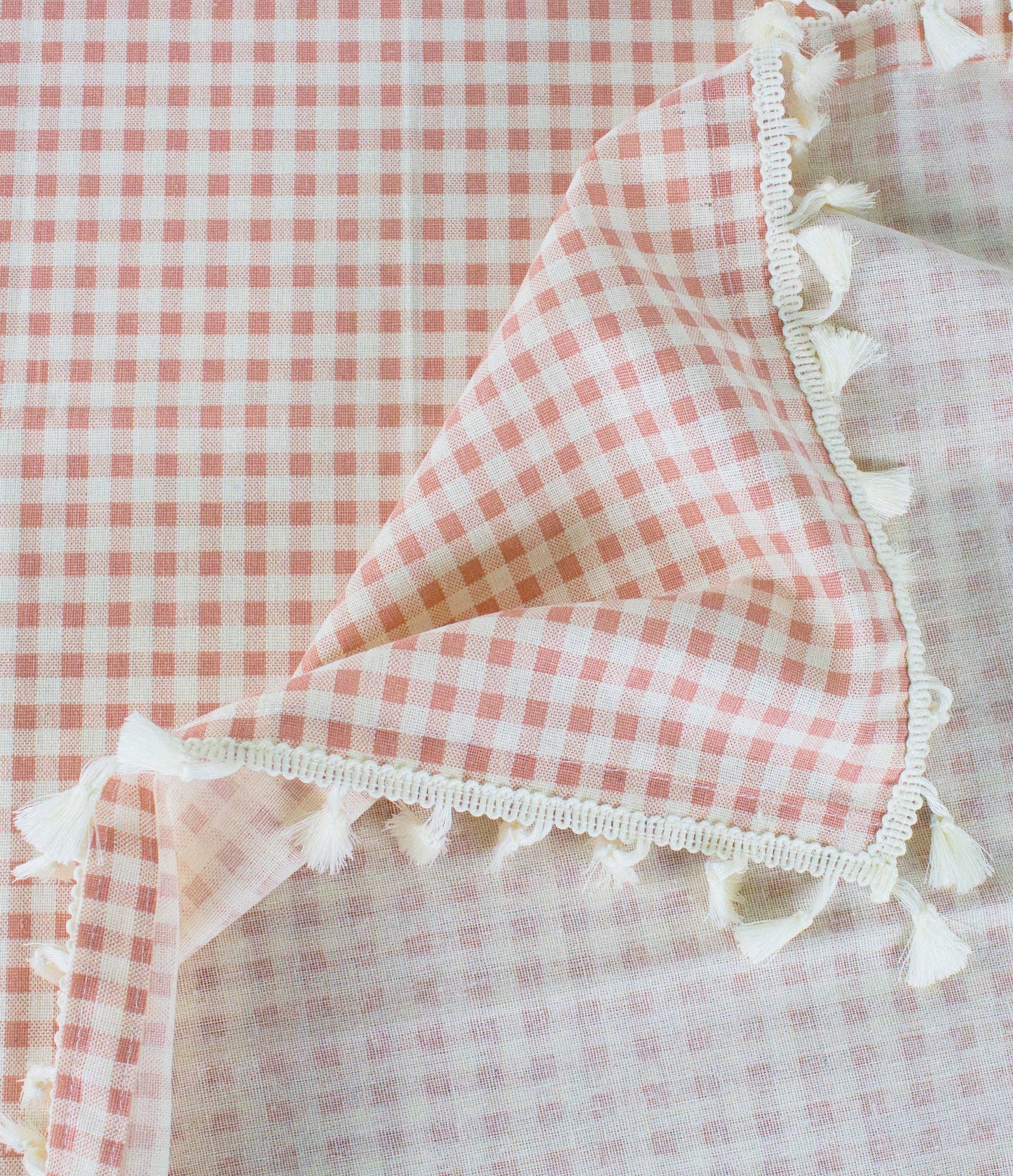Gingham Check Tasseled Trim Cotton Blend Tablecloth