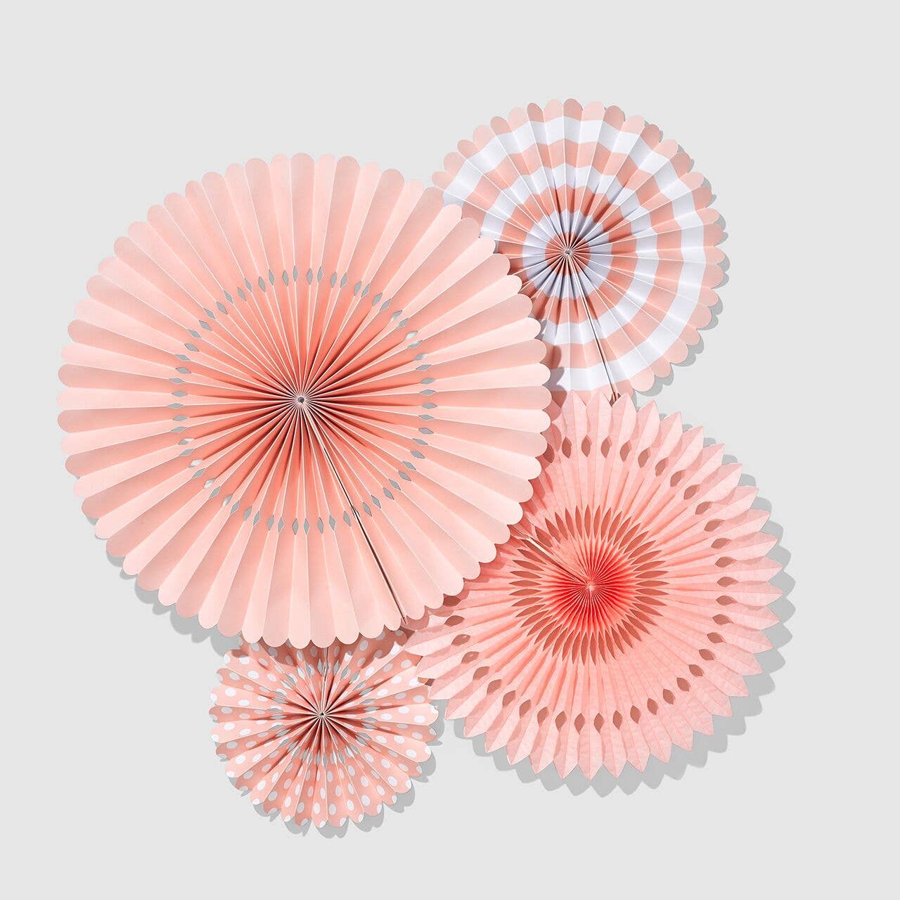 Pale Pink Party Fans (4 per Pack)