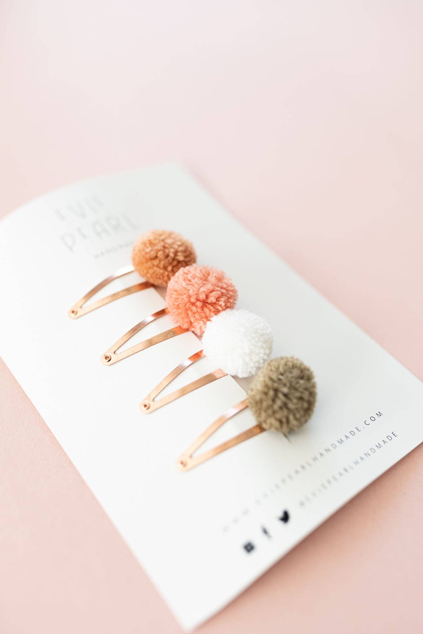 Pom Pom Clip Set (4 clips)